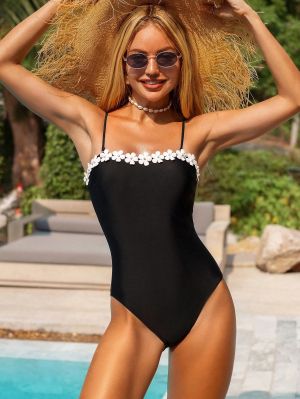 Бански Maravella